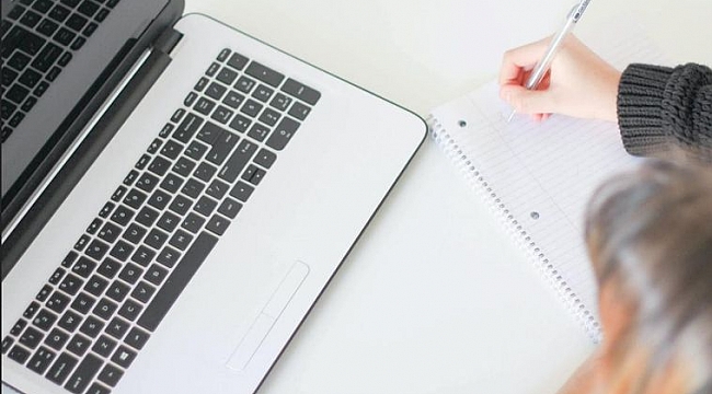 Belediyeden öğrencilere online sınav desteği