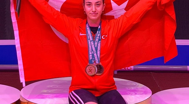 Berfin, Moskova'da altın madalya için mücadele edecek