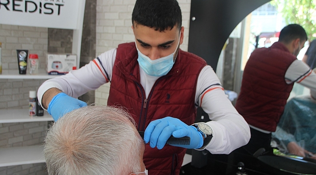 Bilecik'te berber tarifelerine yine zam geldi