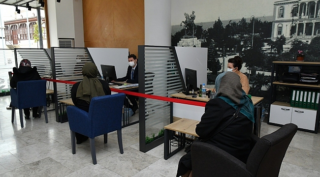Bin kişiye istihdam kapısı açan Büyükşehir, iş arayanlarla işverenleri buluşturuyor