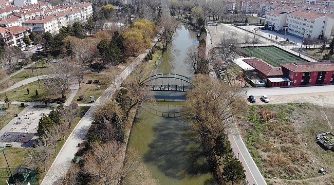 Boş kalan ünlü park sessizliğe büründü