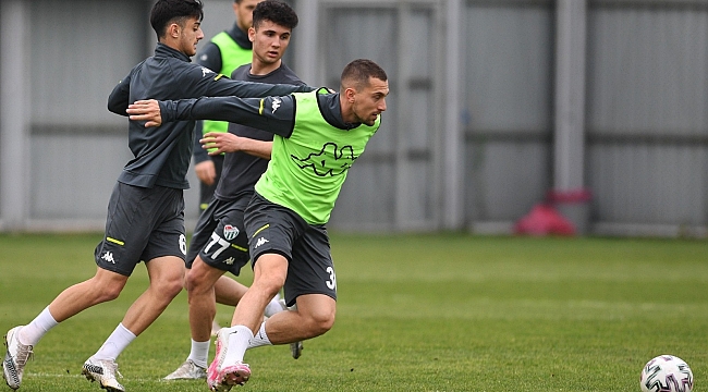 Bursaspor'da Eskişehirspor maçı hazırlıkları sürüyor