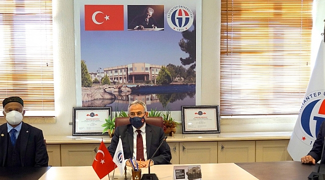Büyükelçi'den Rektör Prof. Dr. Özaydın'a övgü