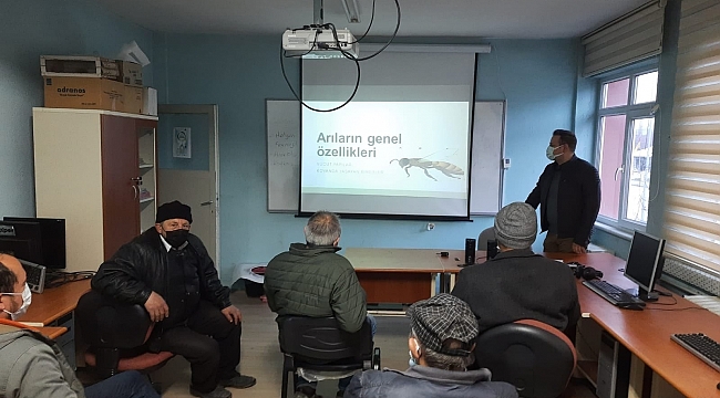 Çavdarhisar'da Arıcılık Kursu