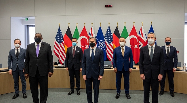 Çavuşoğlu, NATO Konseyi Toplantısına katıldı