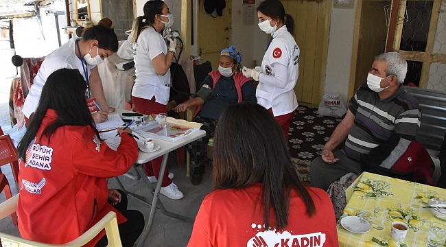 Ceyhan'da Kadın Eli ve Derman ekipleri mahalleler için seferber oldu