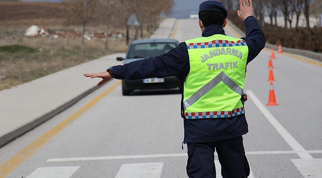 Çok yüksek riskli Ankara'da kısıtlamalı hafta sonu
