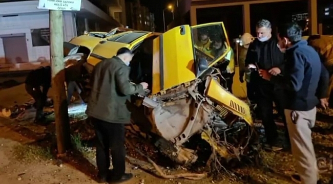 Elektrik direğine çarpan sürücü hayatını kaybetti
