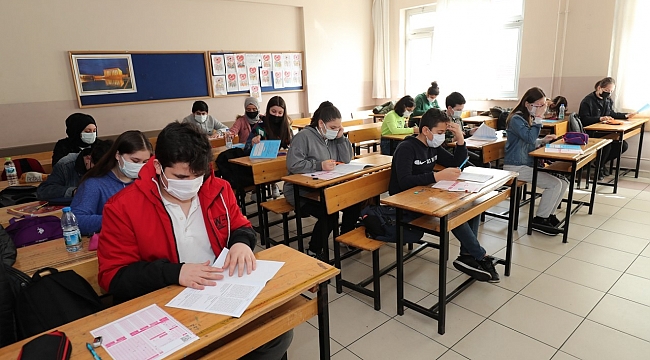 Gebzeli öğrenciler LGS denemesinde ter döktü