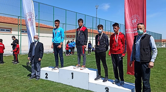 Ispartalı atletler, dereceleriyle göz doldurdu