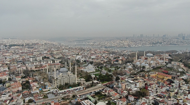 İstanbul'da sabah saatlerinde sis etkili oldu