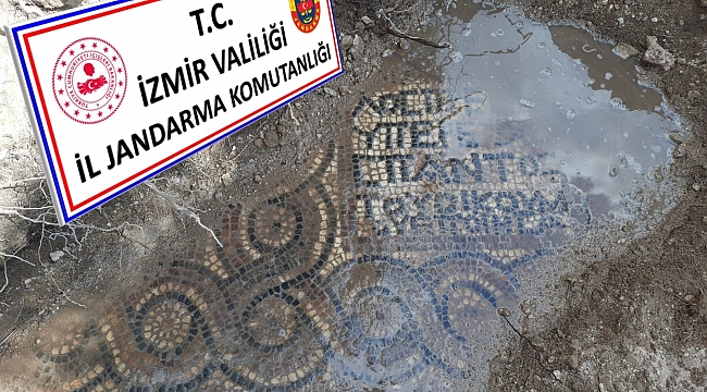 İzmir'de kaçak kazı operasyonunda bin 500 yıllık mozaik ve manastır bulundu