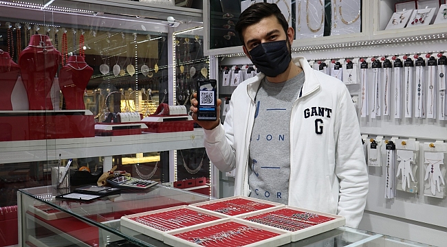 Kahramanmaraşlı kuyumcu dijital parayla altın ve gümüş satıyor