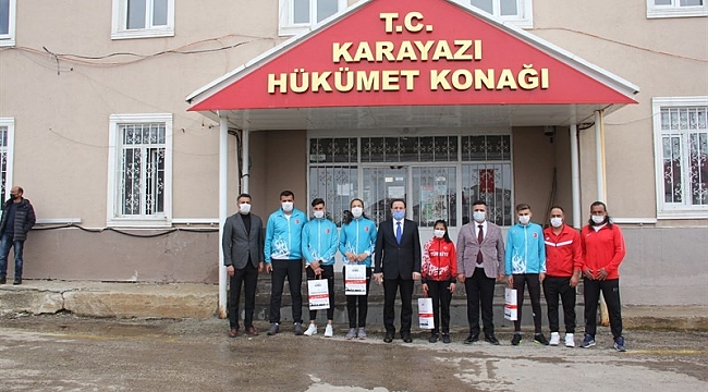 Karayazı Belediye Spor Kulübü'nün başarısına Kaymakamdan plaket