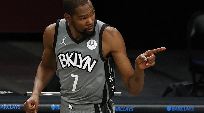 Kevin Durant'a 50 bin Dolar ceza
