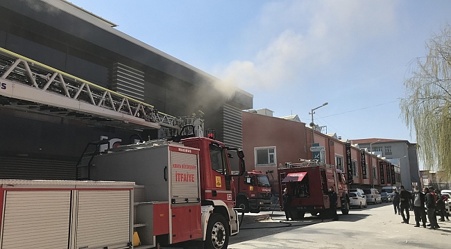 Konya'da ayakkabı imalathanesinde yangın