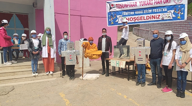 Kozluk'ta TÜBİTAK 4006 Bilim Fuarı düzenlendi