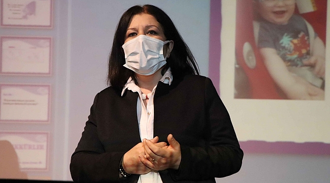 Kuşadası Belediyesi'nden 'Sağlıklı Hamilelik' semineri