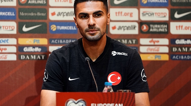 Lille Teknik Direktörü Christophe Galtier, milli futbolcu Zeki Çelik'in korona virüse yakalandığını açıkladı.