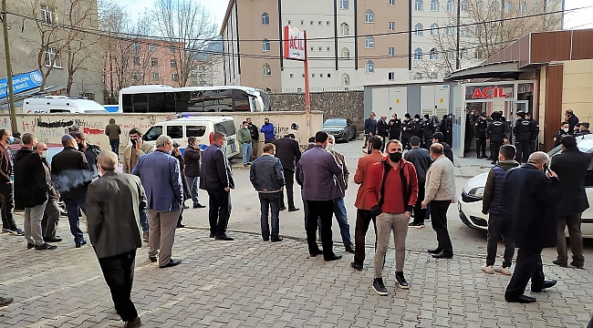 Muş'ta arazi kavgası: 9 yaralı