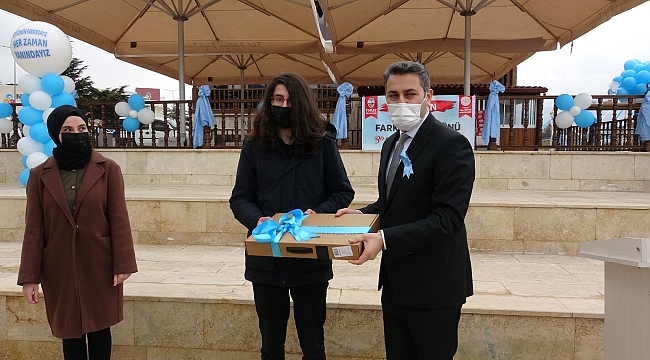 Otizmi en iyi anlatan öğrenciler kazandı