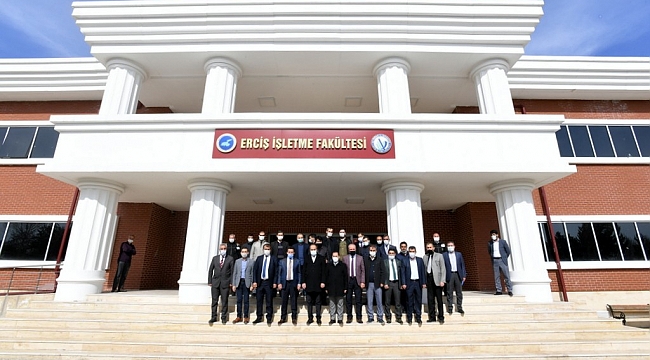 Rektör Şevli Erciş'te bir dizi ziyarette bulundu