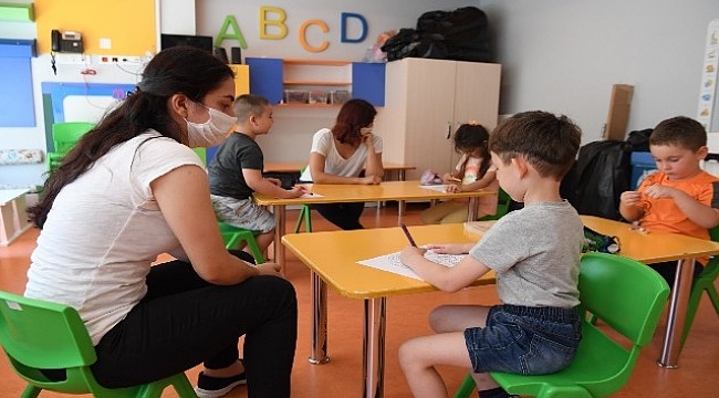 Sağlık tesislerinde bulunan kreşler açık tutulacak