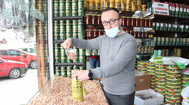 Siirt'te fıstık fiyatları düşünce siparişler 5 kat arttı