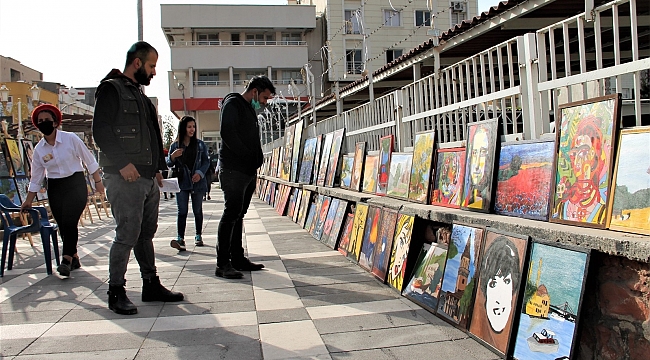 Şırnak'ta ortaokul öğrencileri ünlü ressamların 200 eserinin röprodüksiyonunu yaptı