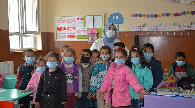 Siverek'te 'Çocuklar Gülsün Projesi' bir ayda 250 öğrenciye ulaştı