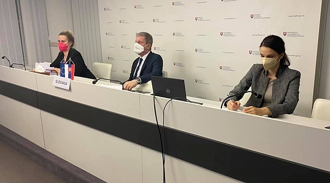 Slovakya, Sputnik V aşısını incelemesi için Macaristan'a gönderecek
