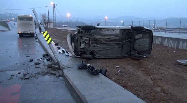 Takla attığı otomobilden burnu bile kanamadan çıktı