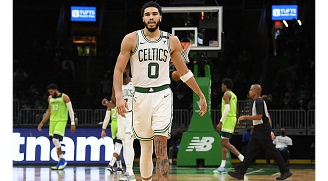 Tatum, Timberwolves'a acımadı