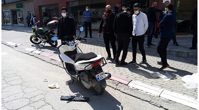 Ticari araç ile çarpışan motosiklet sürücüsü hayatını kaybetti
