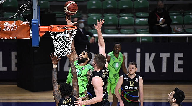 TOFAŞ, erteleme maçında Petkimspor'un konuğu