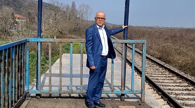 Trenin ara duraklarda durmaması vatandaşı mağdur etti