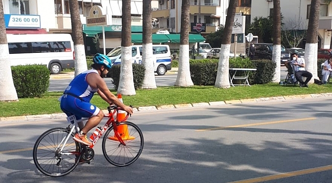 Triathloncu Gazi Ekrem Taşkın Türkiye şampiyonu