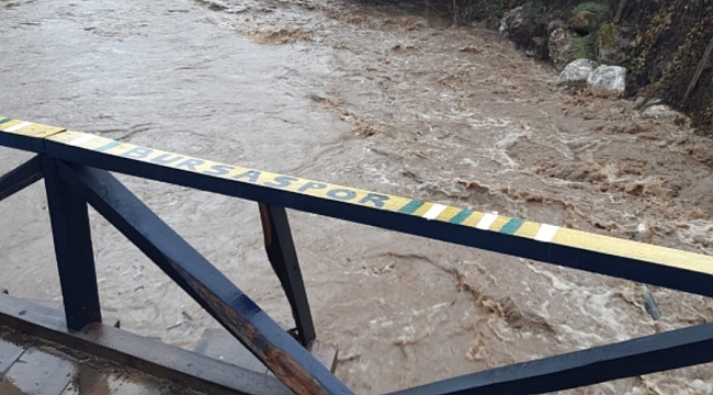 Uludağ'dan gelen dereler taştı