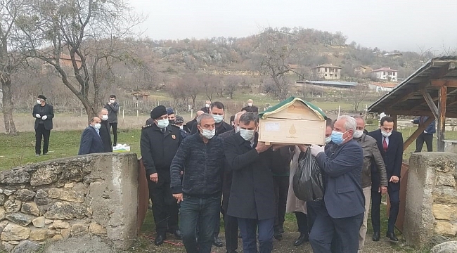 Vali Yardımcısı Erten'in babası Avni Erten toprağa verildi