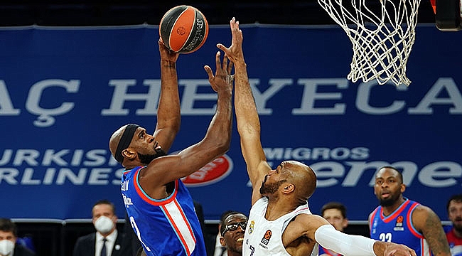 Anadolu Efes, THY Euroleague’de Final-Four’da!
