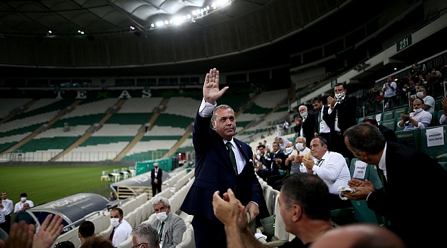 Bursaspor’da kongre tarihi belirsizliği sürüyor