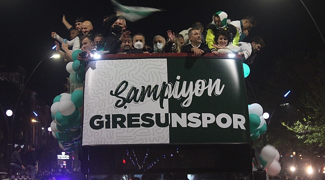 Giresunlular Süper Lig zaferini kutladılar