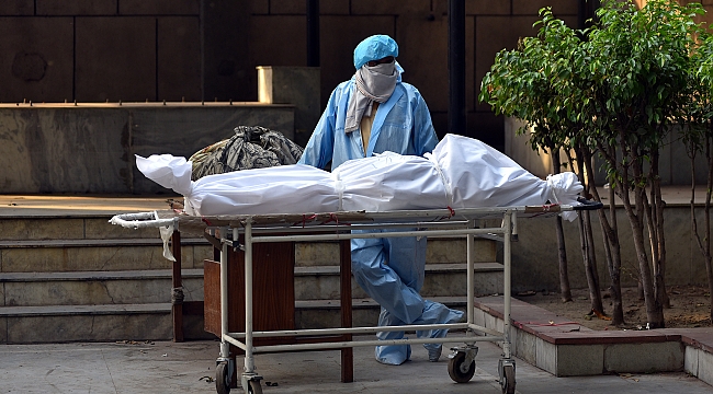 Hindistan’da can kaybında yeni rekor: 3 bin 689 kişi öldü