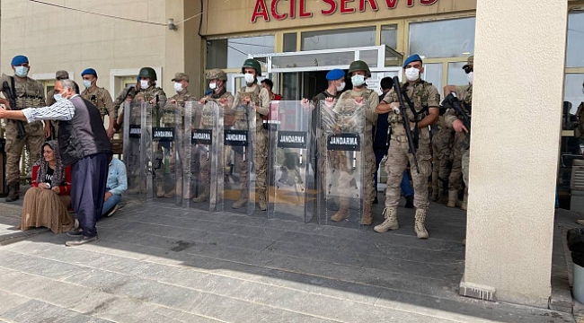 İki aile birbirine girdi: 3 ölü, 6 yaralı