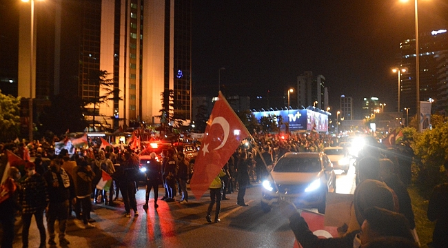 İstanbul'daki İsrail Başkonsolosluğu önündeki protesto devam ediyor