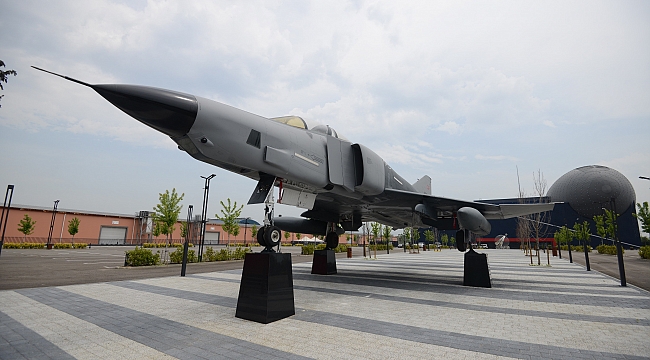 Phantom II uçağı GUHEM’de