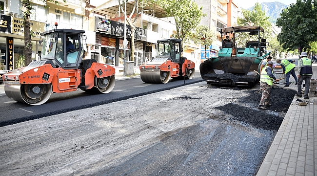 Profesör Tezok Caddesi artık pırıl pırıl