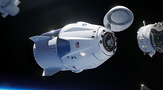 Spacex kapsülü 4 astronotla dünyaya döndü