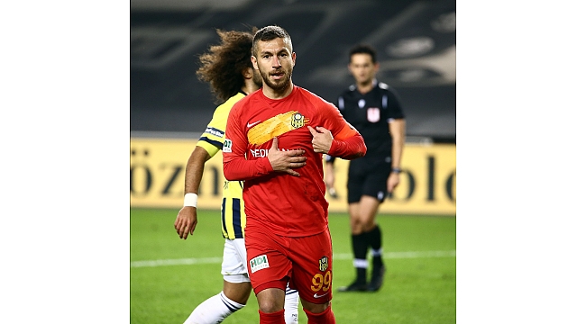 Süper Lig'in en çok gol atan yerli futbolcusu: Adem Büyük