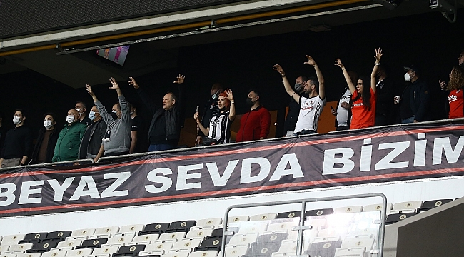 Vodafone Park'ta localar doldu